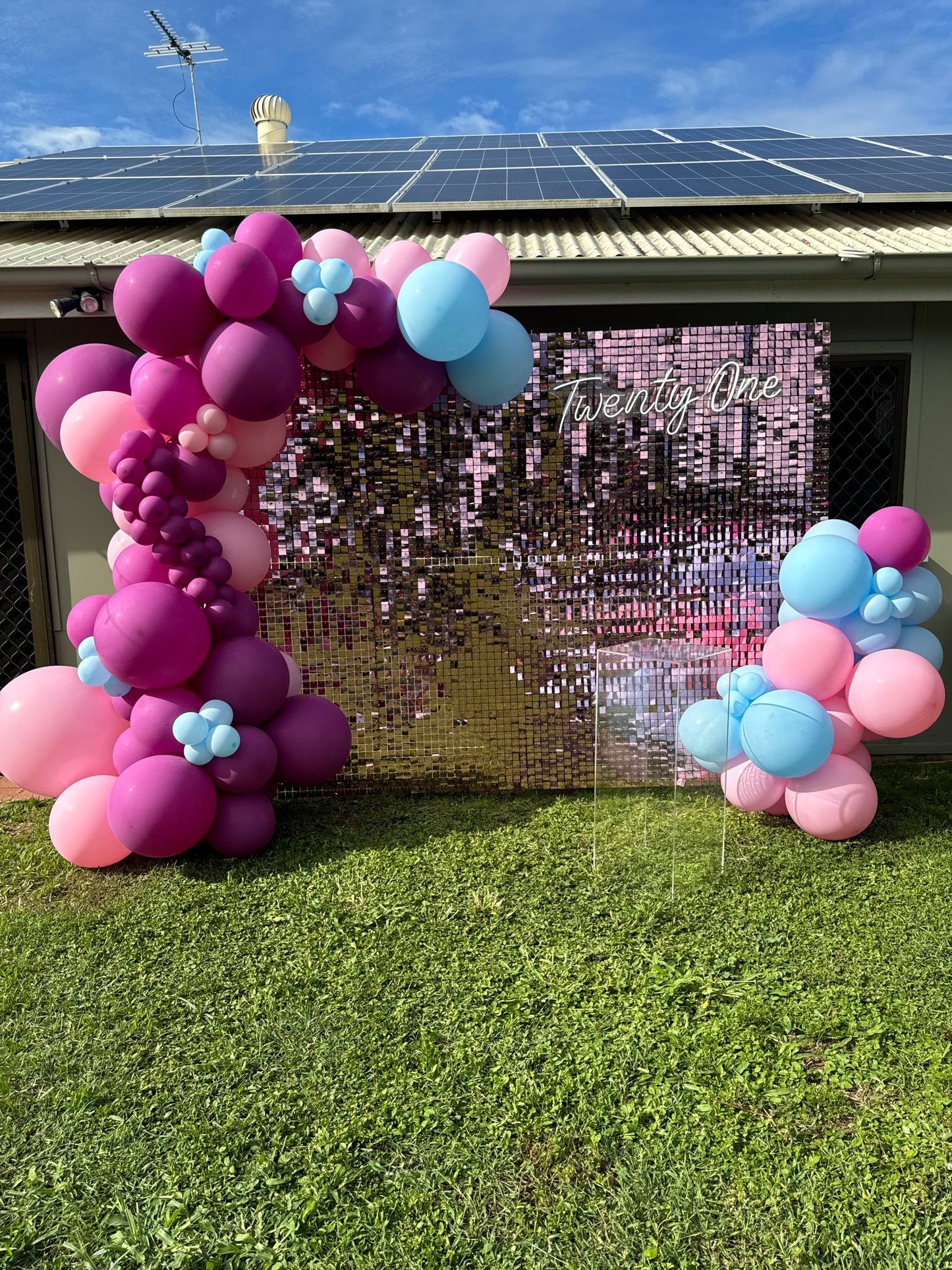 Shimmer Wall Package
