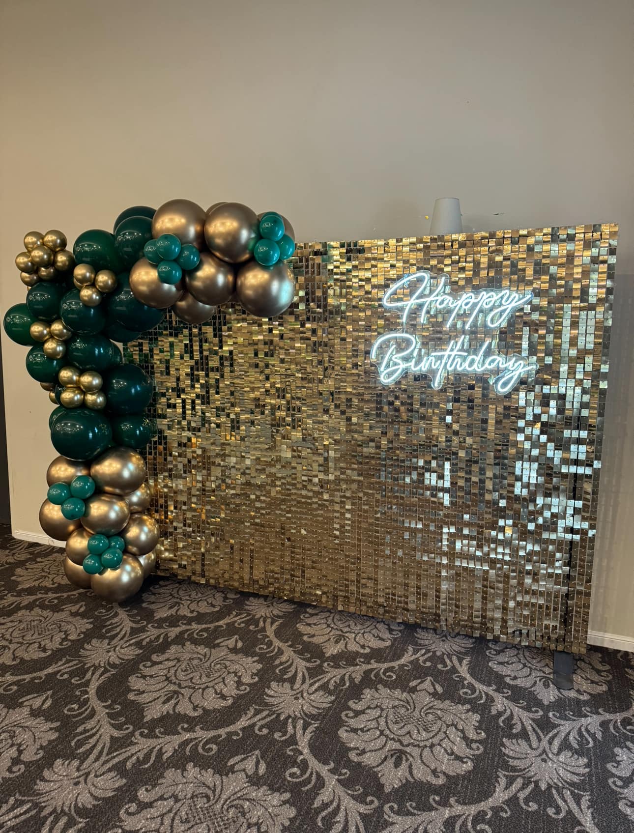 Shimmer Wall + Package