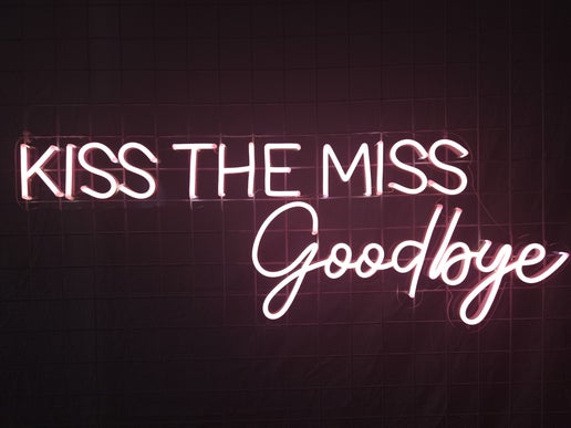 KISS THE MISS Goodbye